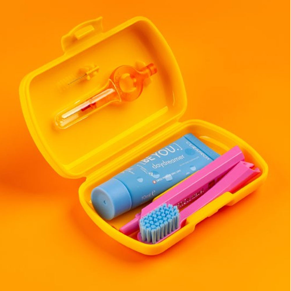 Curaprox, potovalni set - Rumen (1 komplet)