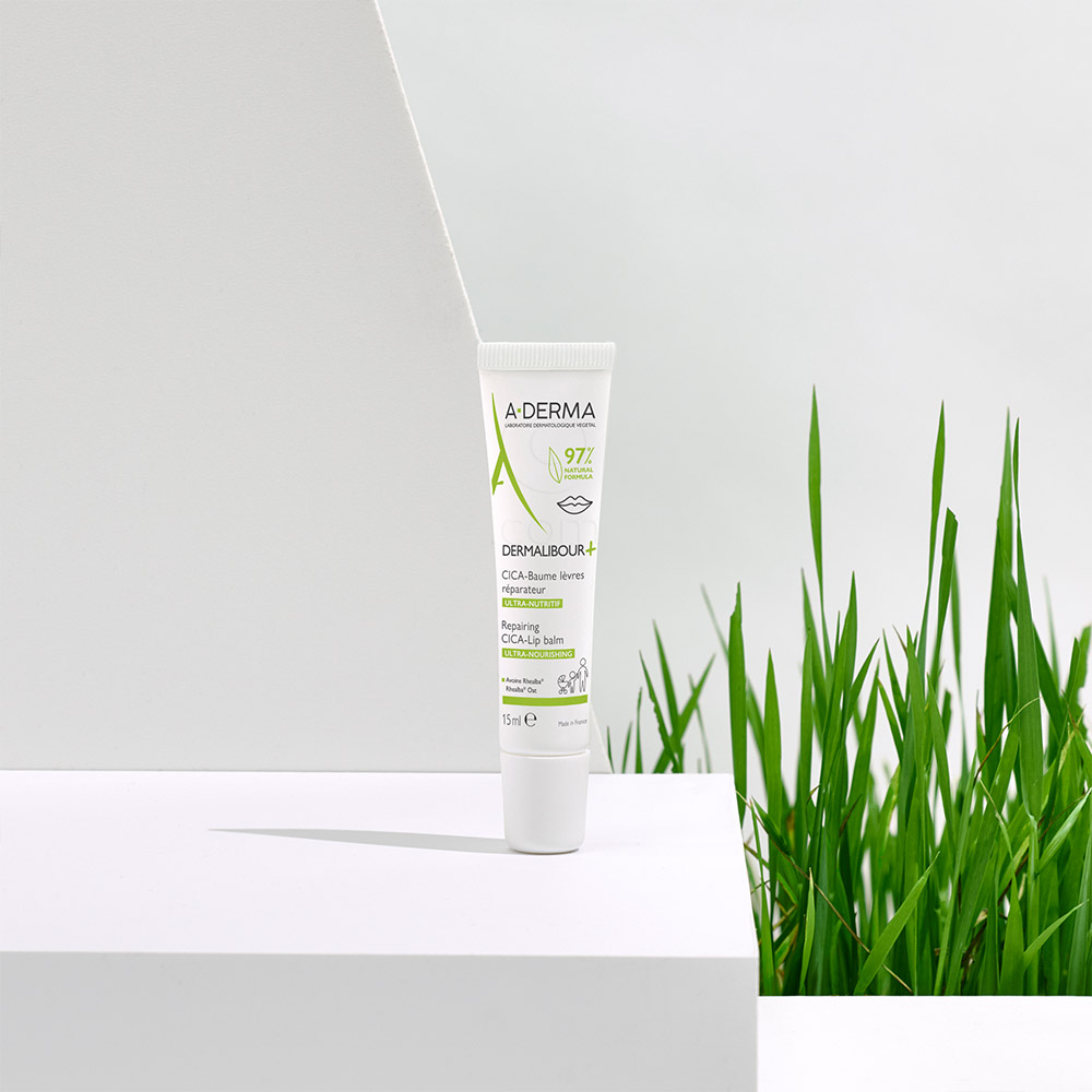 A-Derma Dermalibour+, obnavljajoči cica balzam za ustnice (15 ml)