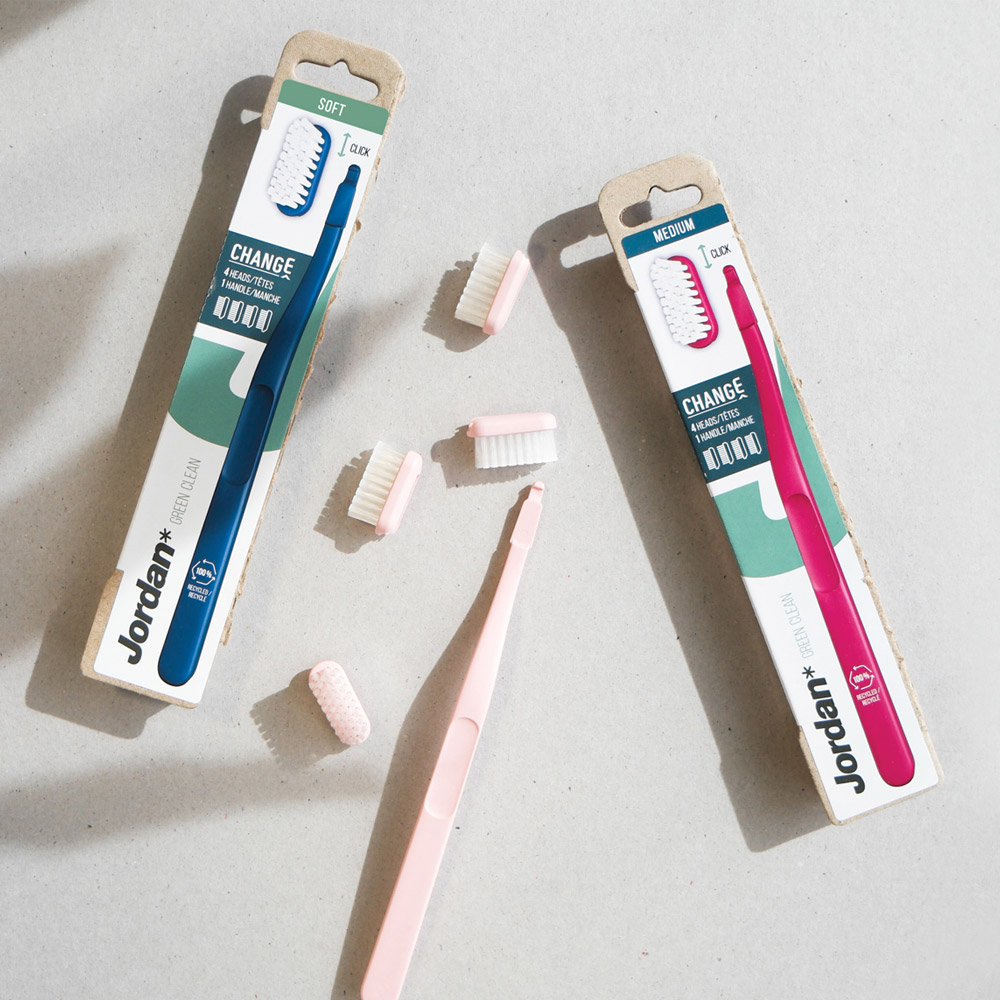 Jordan Change Green Clean Medium, zobna ščetka (1 zobna ščetka)