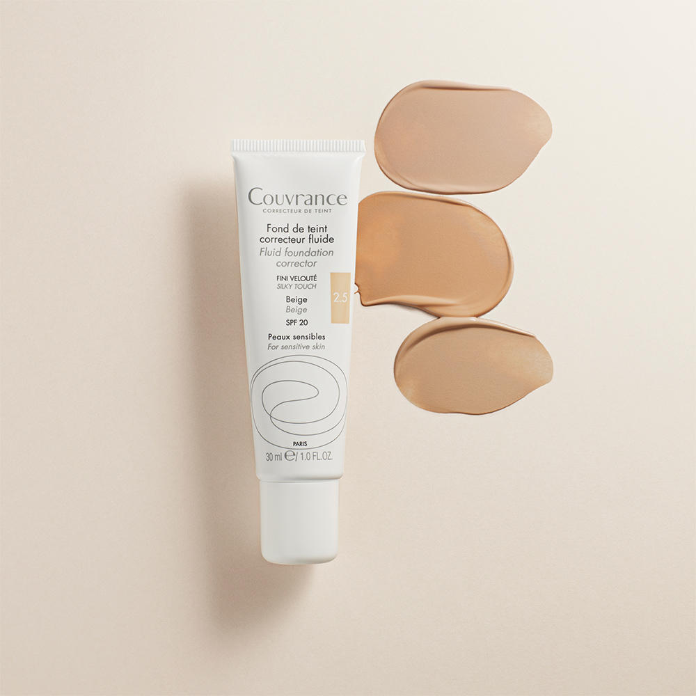 Avene Couvrance, korektivni tekoči puder 2.5 bež (30 ml)