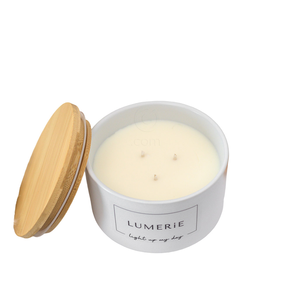 LUMERiE Sweet lavender, bela sveča vonj sivka in vanilija (340 g)