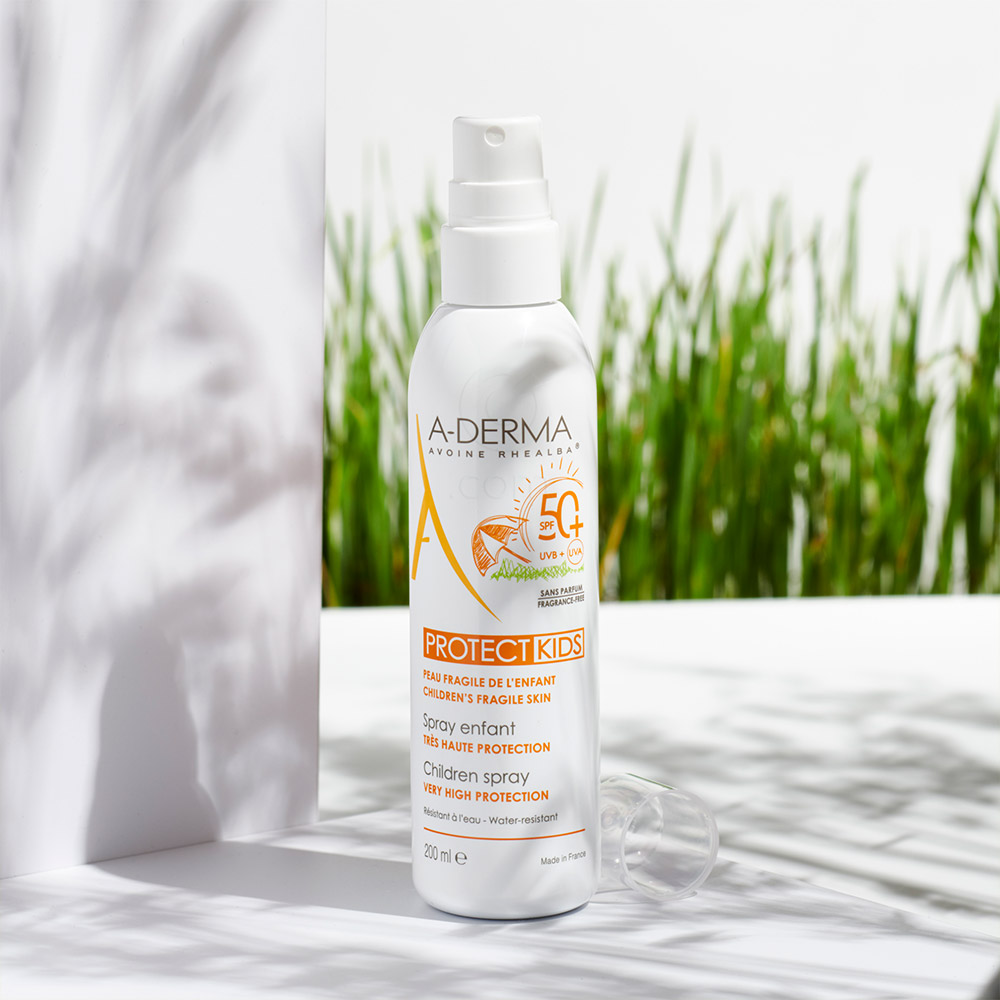 A-Derma Protect Kids, pršilo za zaščito pred soncem - ZF 50+ (200 ml)