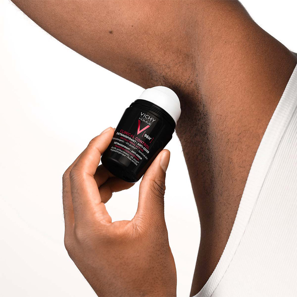Vichy Homme Clinical Control 96h, detranspirant roll-on proti neprijetnemu vonju (50 ml)