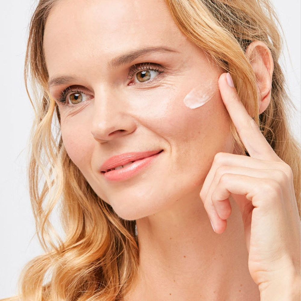 ISDIN Isdinceutics Rejuvenate A.G.E. Reverse, dnevna krema za preoblikovanje obraza (50 ml)