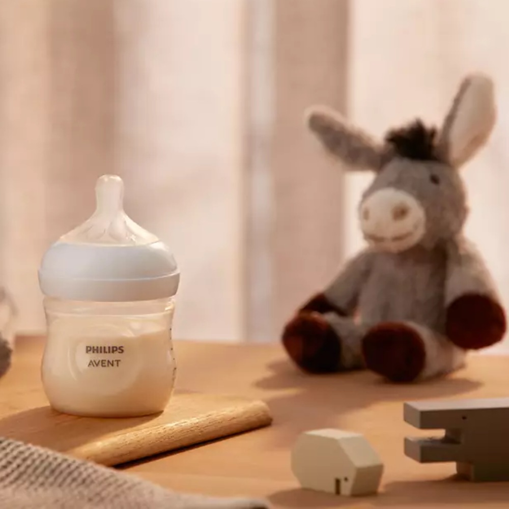 Avent, otroška steklenička s silikonskim cucljem - počasen pretok 0+ mesecev (125 ml)