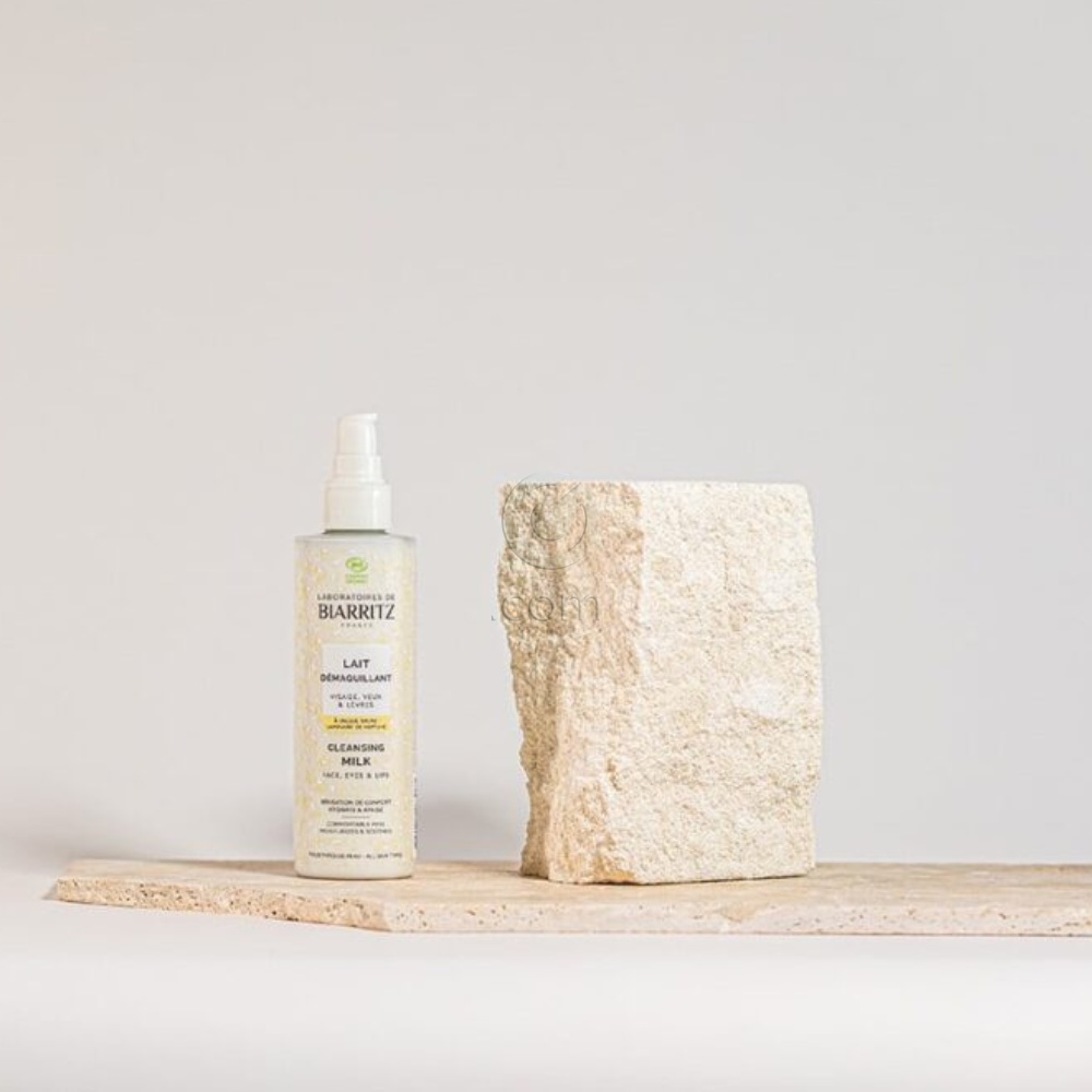 Biarritz BIO, mleko za čiščenje obraza (200 ml)