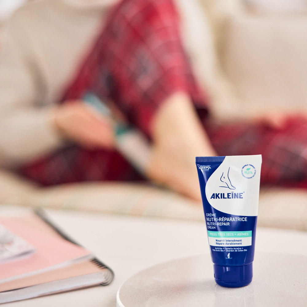 Akileine Nutri Repair, krema za zelo suho kožo stopal - tuba (75 ml)