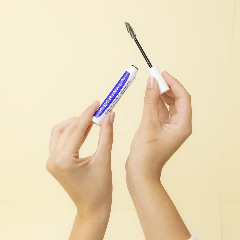 Ecrinal, gel za krepitev trepalnic in obrvi (9 ml)