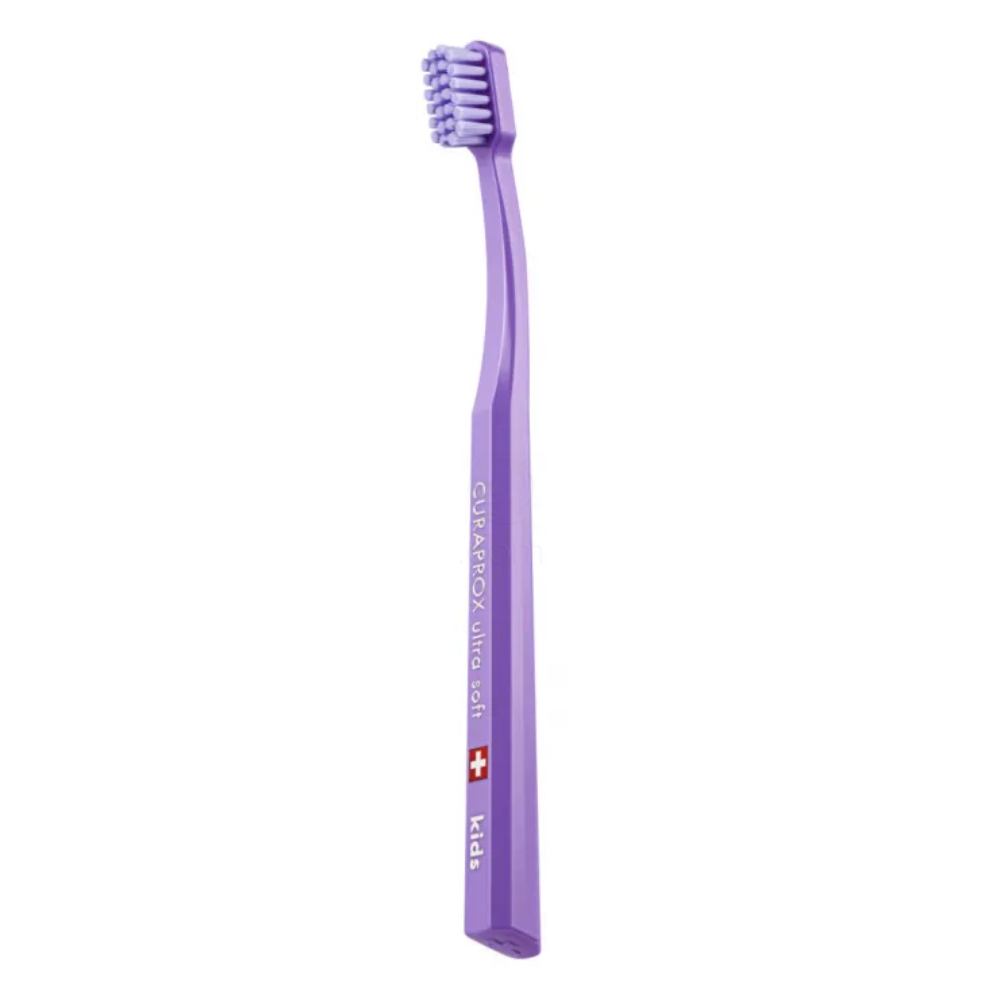 Curaprox CS 5500 kids, otroška zobna ščetka (1 ščetka)