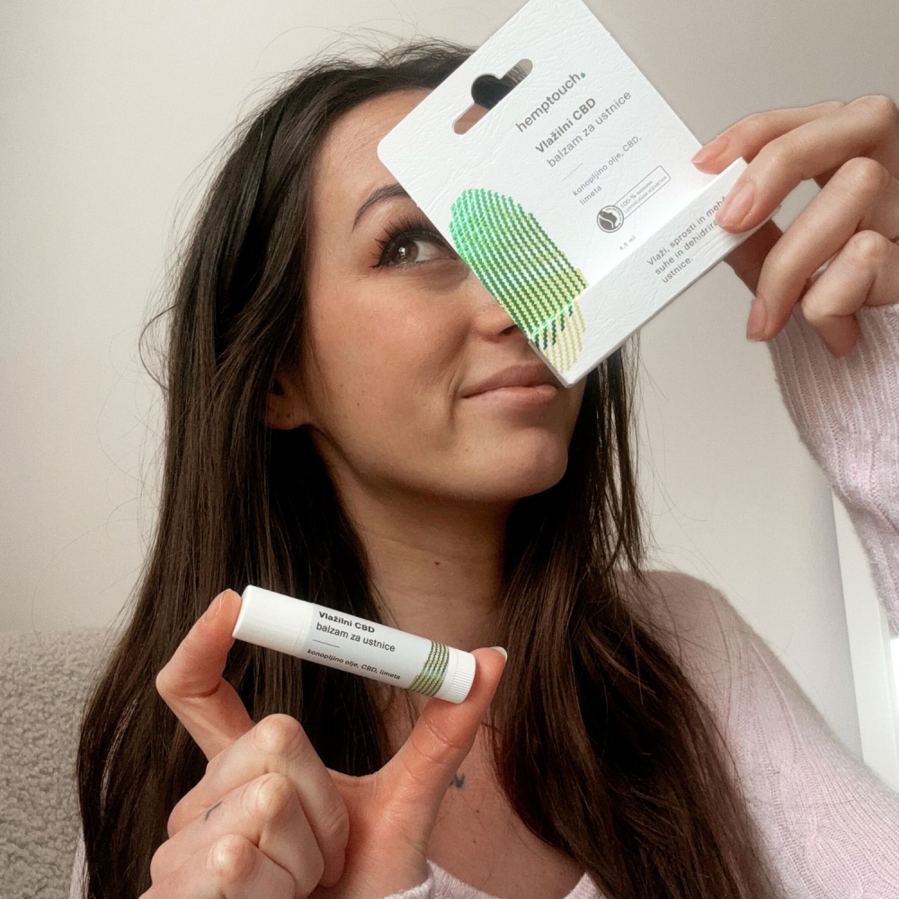 Hemptouch, vlažilni CBD balzam za ustnice (4,5 ml)