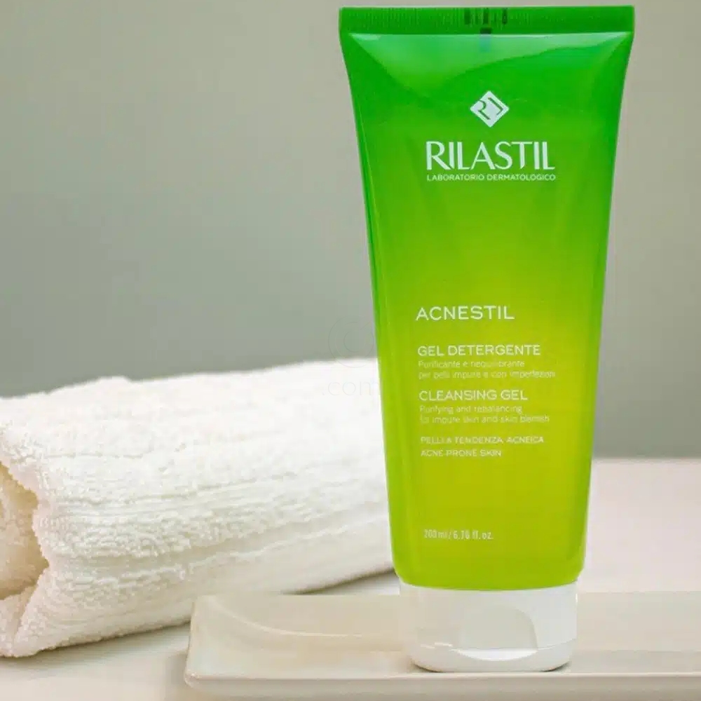 Rilastil Acnestil, čistilni gel (200 ml)