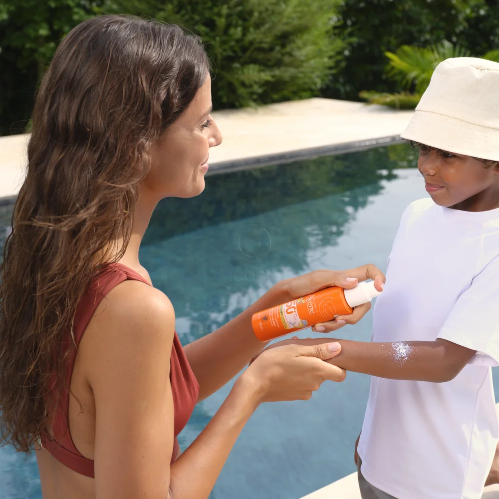 Avene Sun, zelo visoka zaščita pred soncem za otroke - ZF50+ (200 ml)