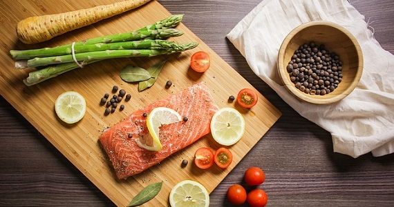 Omega 3 maščobne kisline v hrani - jih zaužijemo dovolj?