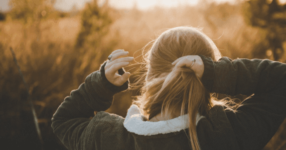 Telogen Effluvium: Izpadanje las? Vzroki, trajanje, zdravljenje